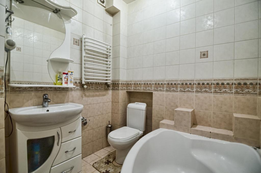 Apartment Hnatuka Center Lviv Exterior photo
